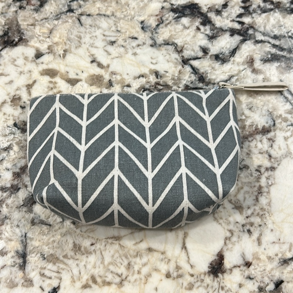Gray Patterned Women's Bag - Picture 2 of 5